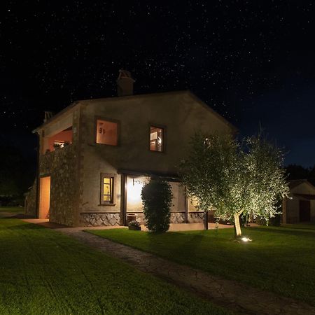 Agriturismo Gli Alberelli Аквапенденте Экстерьер фото